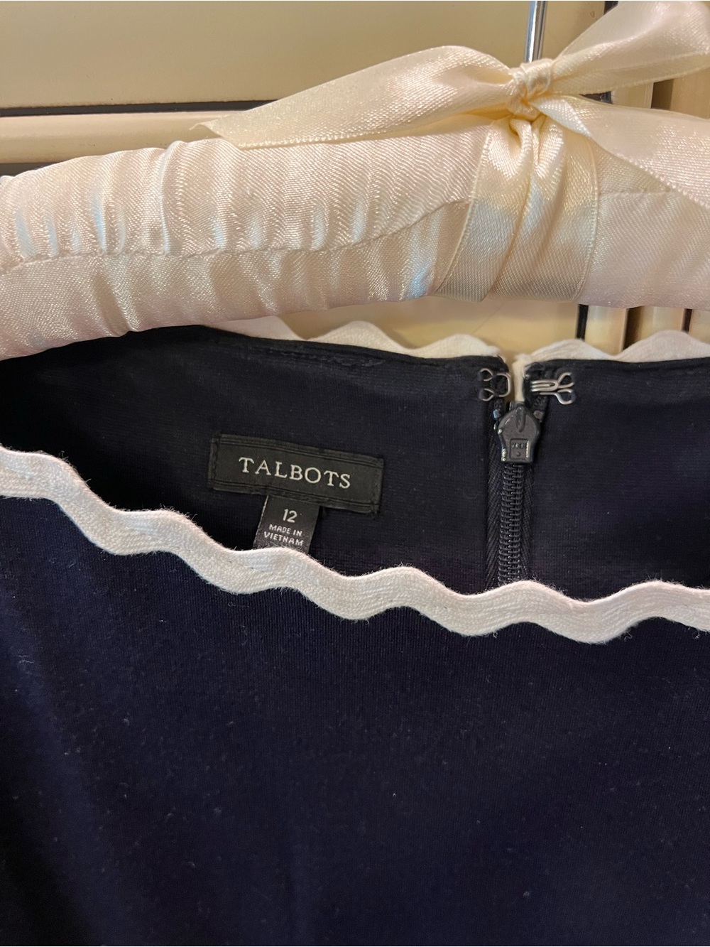 Talbots Navy Dress with White Scalloped Trim - Picture 3 of 7
